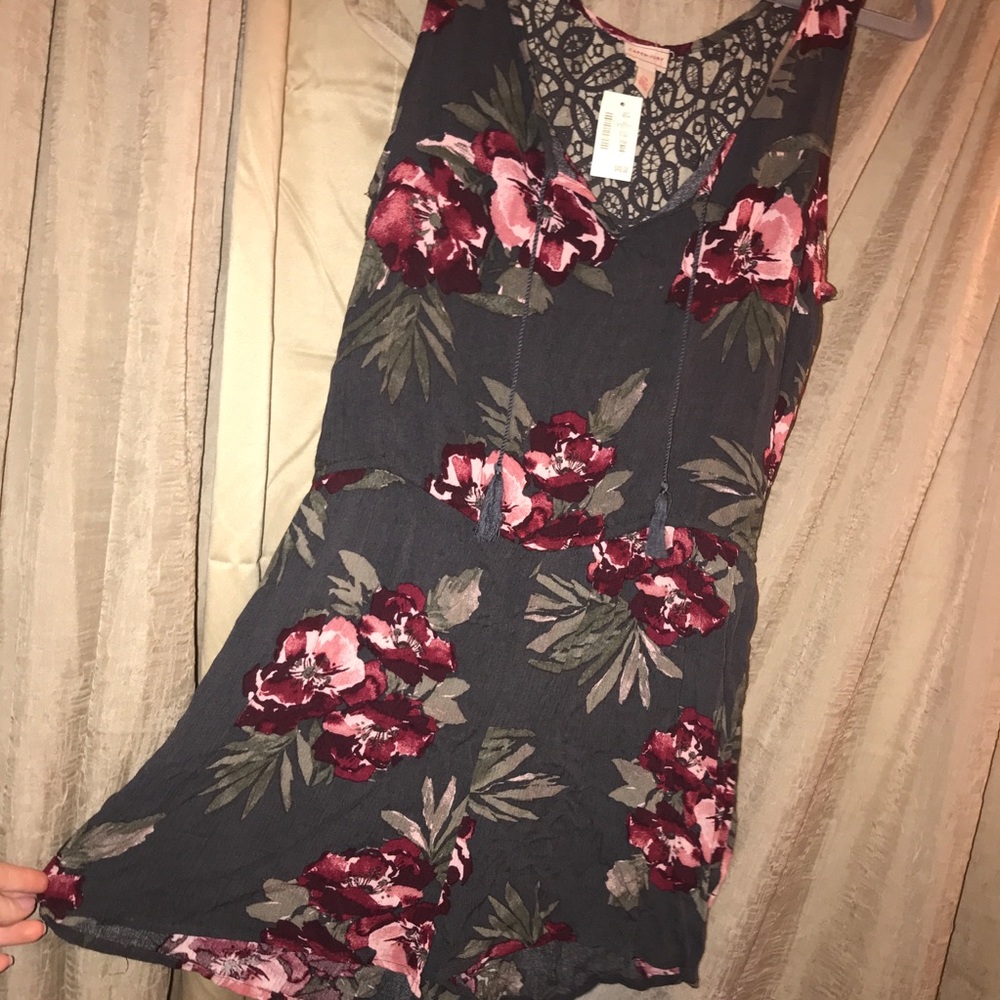 NWT FLORAL & CROCHET ROMPER